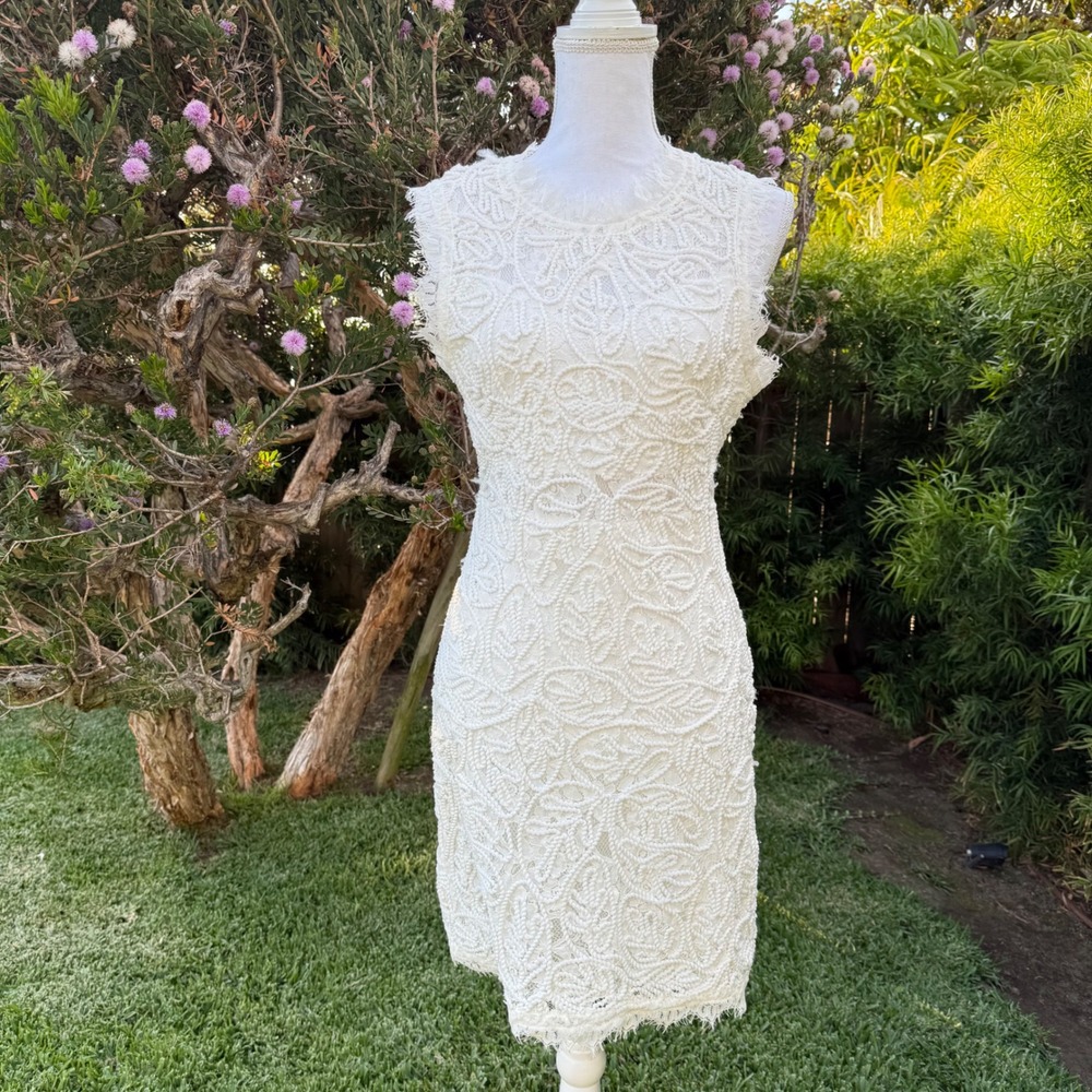 Sans Souci Lace Dress Sleeveless Textured Party Cocktail Dress White Large